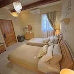 住宿加早餐酒店 Ambrose Village 圣劳伦斯