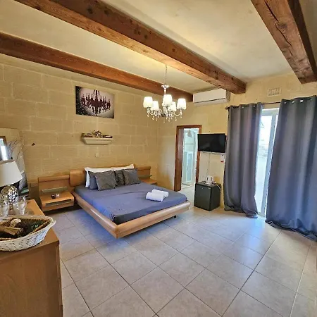 ベッド・アンド・ブレックファスト Ambrose Village